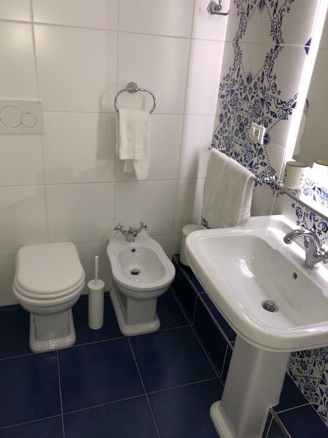 Viola Borgia Apartment ฟลอเรนซ์ ภายนอก รูปภาพ