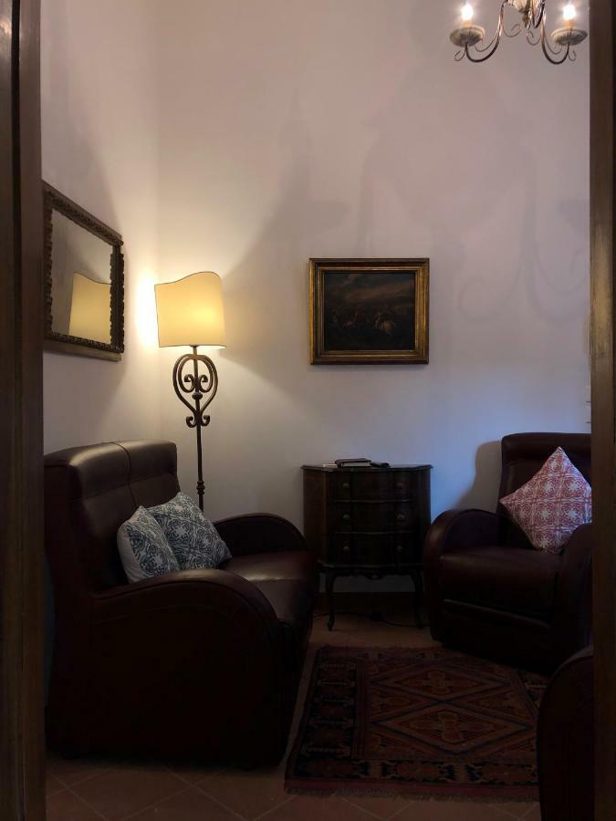 Viola Borgia Apartment ฟลอเรนซ์ ภายนอก รูปภาพ