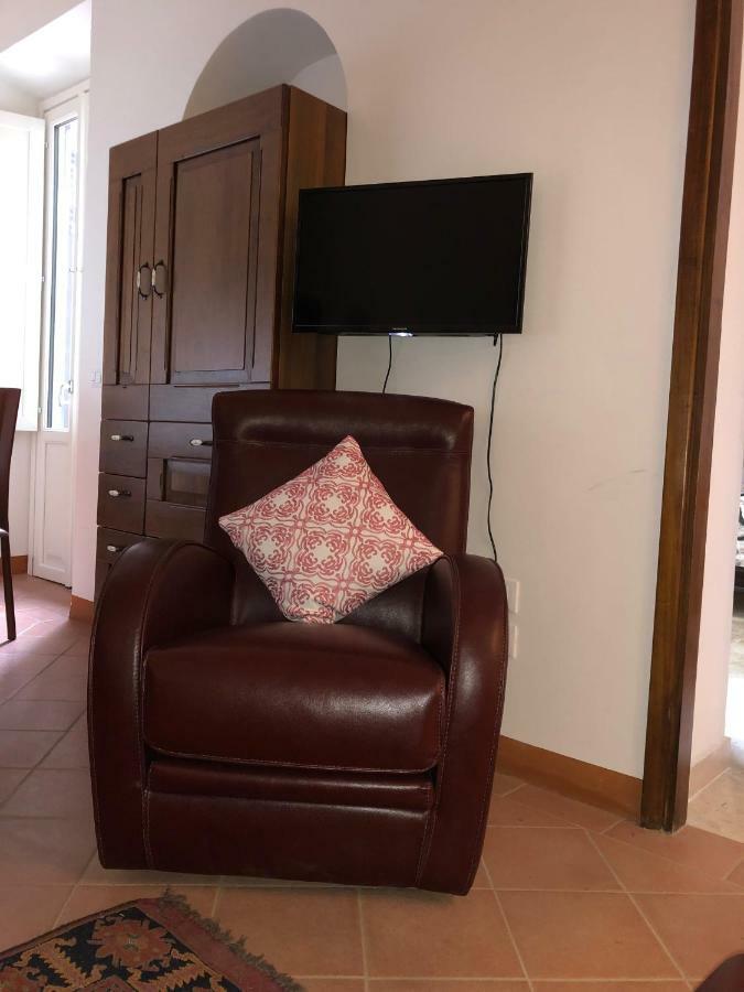 Viola Borgia Apartment ฟลอเรนซ์ ภายนอก รูปภาพ